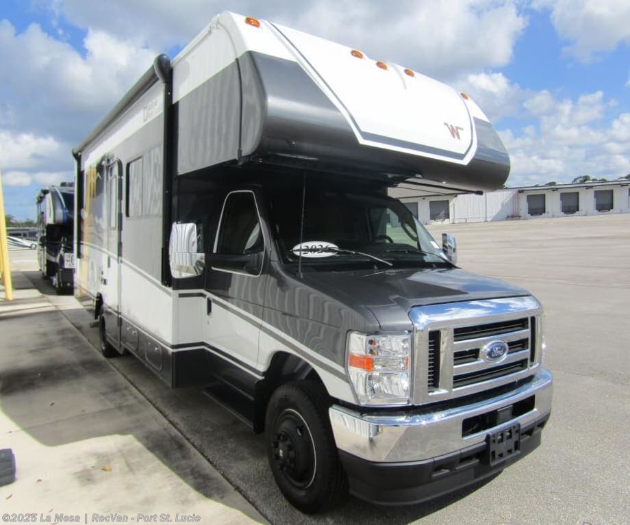 New 2026 Winnebago Minnie Winnie WF326NP available in Port St. Lucie, Florida