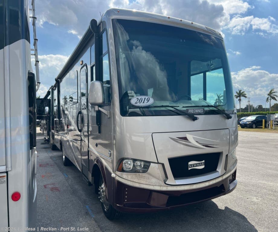 Used 2019 Newmar  BAYSTAR SPORT 3014 available in Port St. Lucie, Florida