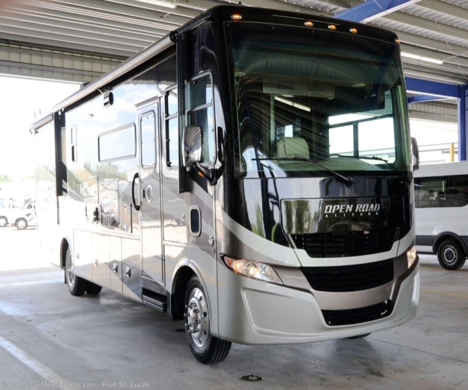 Used 2019 Tiffin  OPEN ROAD 32SA available in Port St. Lucie, Florida