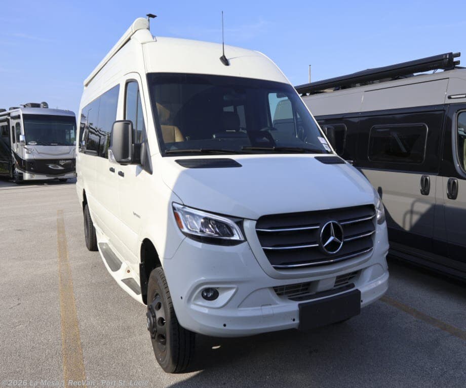 New 2027 Entegra Coach Insignia 24B-INS available in Port St. Lucie, Florida