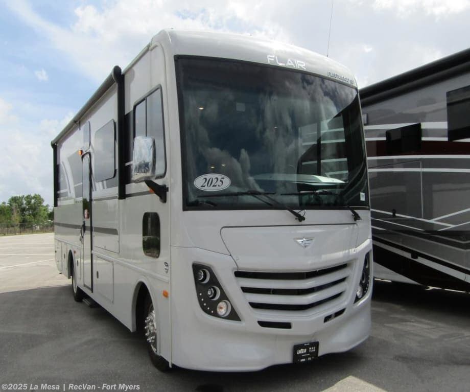 New 2025 Fleetwood Flair 28A available in Fort Myers, Florida