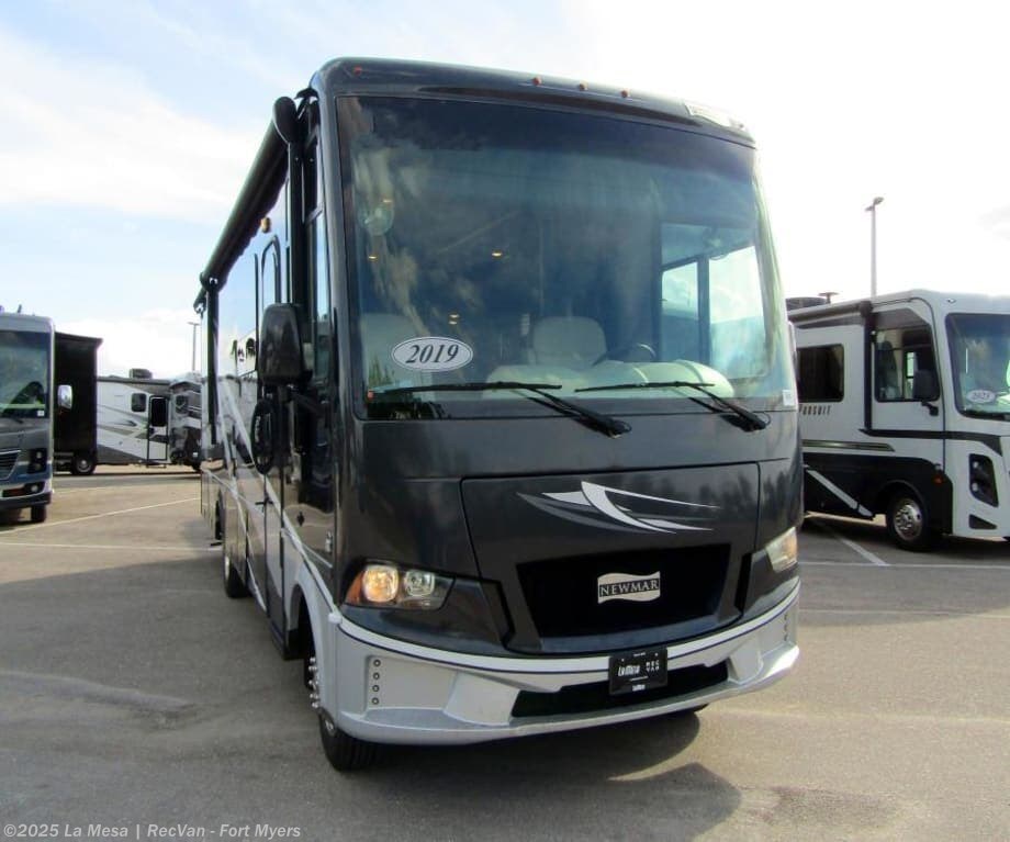 Used 2019 Newmar Bay Star NEWMAR  3014 available in Fort Myers, Florida