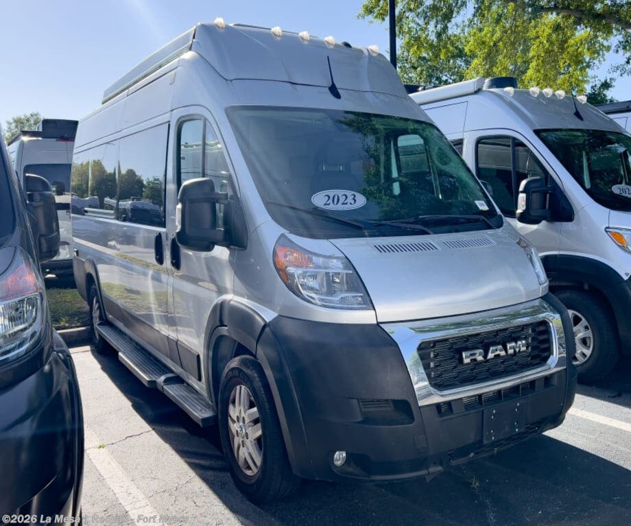 Used 2023 Thor Motor Coach Dazzle 2AB available in Fort Myers, Florida