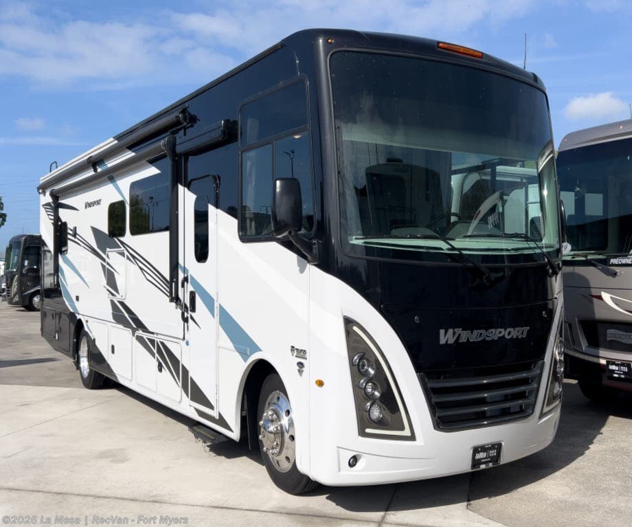 Used 2025 Thor Motor Coach Windsport 34R available in Fort Myers, Florida