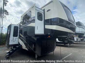 New 2022 Heartland Bighorn 3950FL available in Jacksonville, Florida