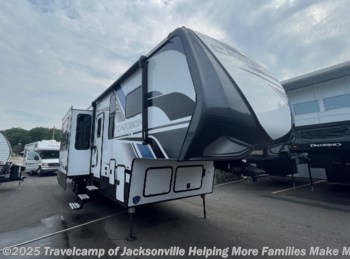 New 2022 Keystone Carbon 348 available in Jacksonville, Florida