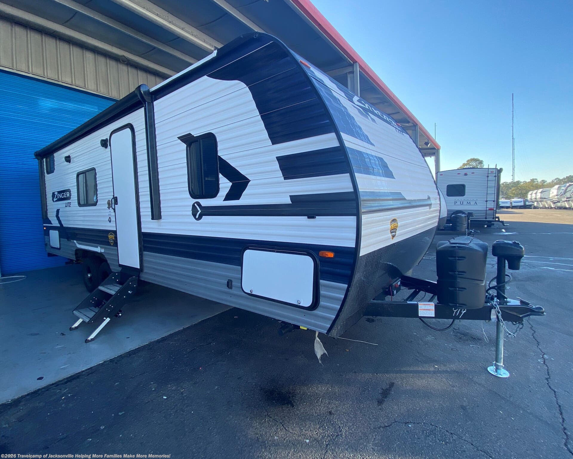 New 2022  CrossRoads Zinger 252BH by CrossRoads from Travelcamp of Jacksonville in Jacksonville, FL