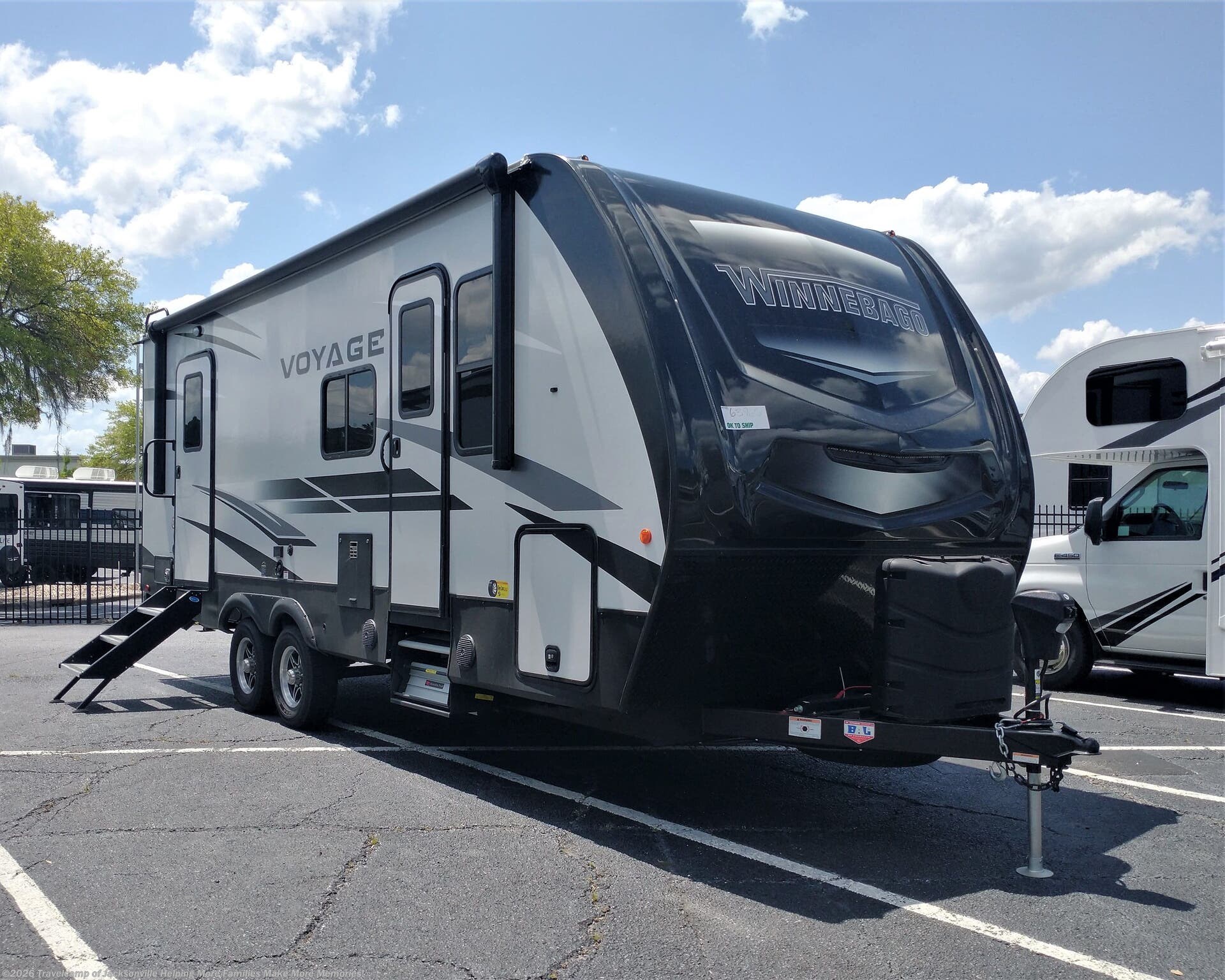 New 2022  Winnebago Voyage 2427RB by Winnebago from Travelcamp of Jacksonville in Jacksonville, FL