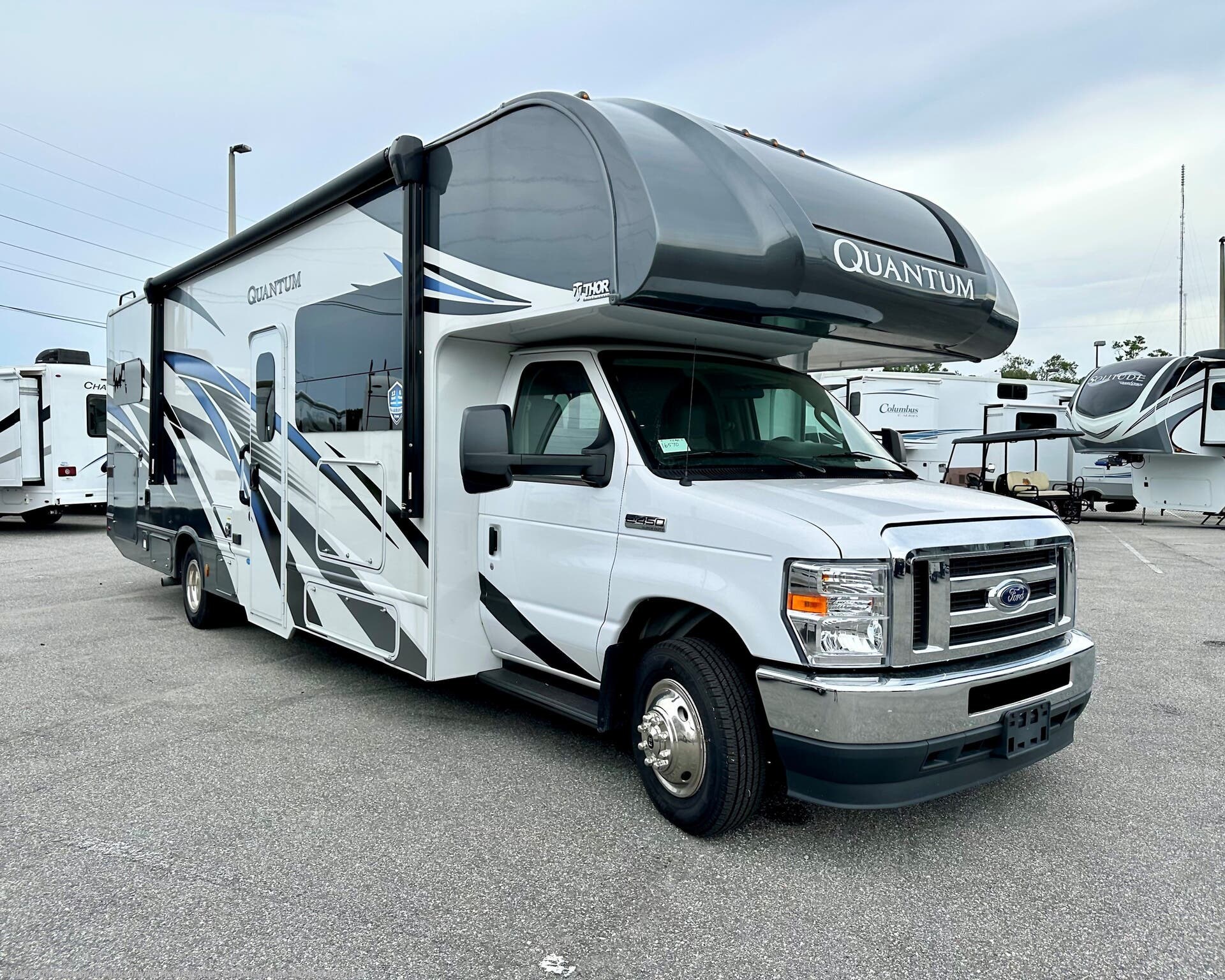 Used 2023  Thor  QUANTUM LF31 by Thor from Travelcamp of Jacksonville in Jacksonville, FL