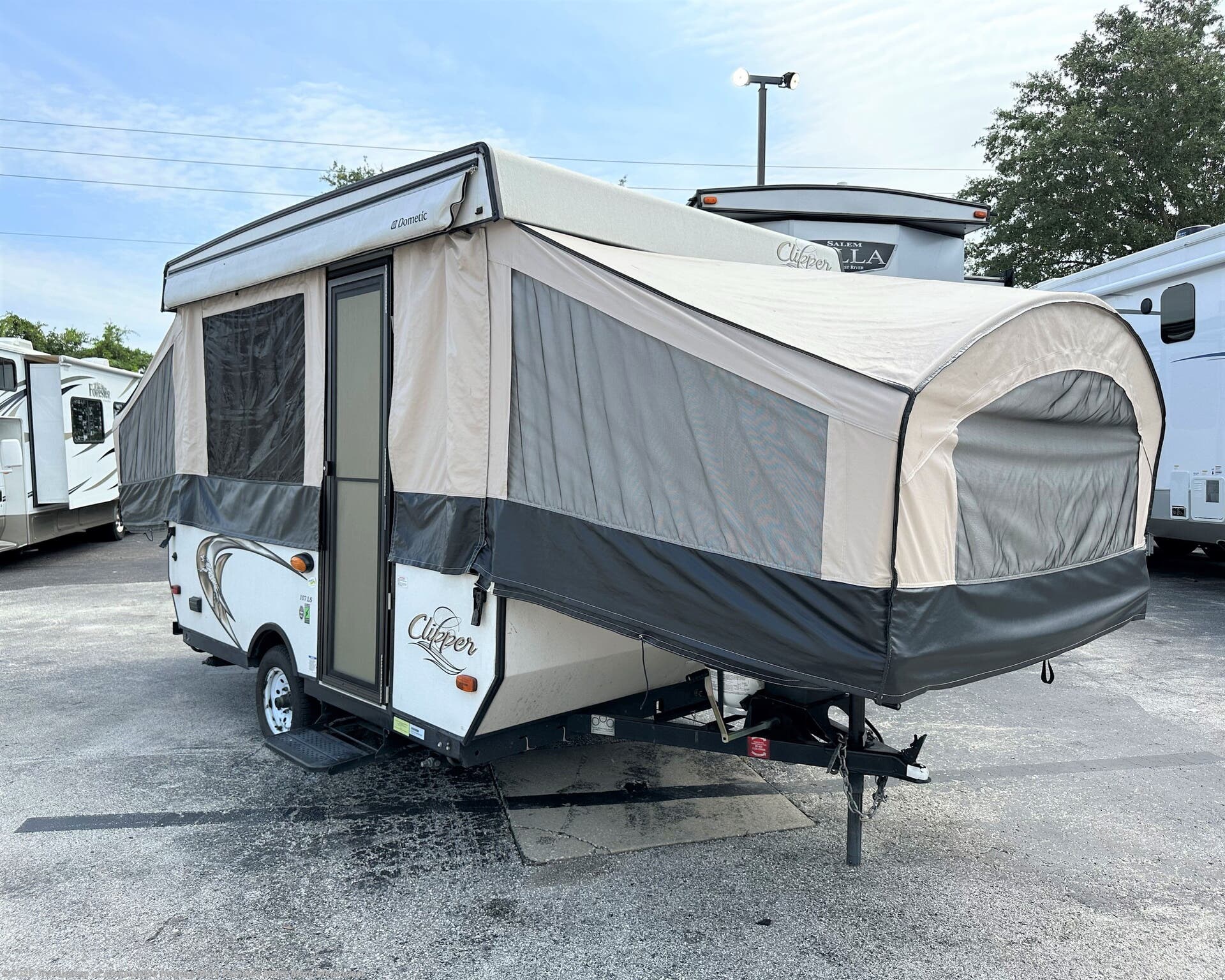 Used 2017  Coachmen Clipper M-107LS by Coachmen from Travelcamp of Jacksonville in Jacksonville, FL