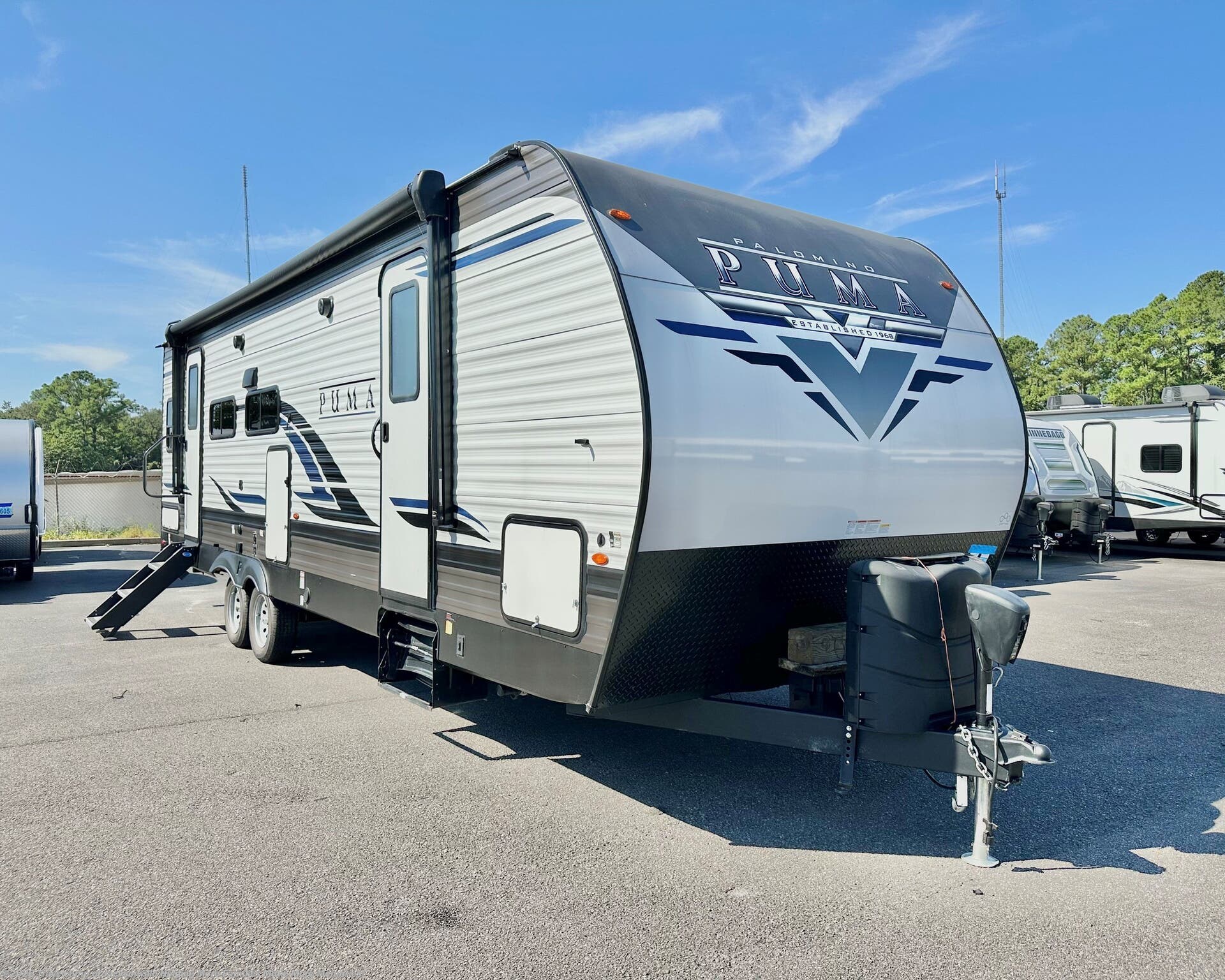 Used 2023  Palomino Puma 26RLS by Palomino from Travelcamp of Jacksonville in Jacksonville, FL
