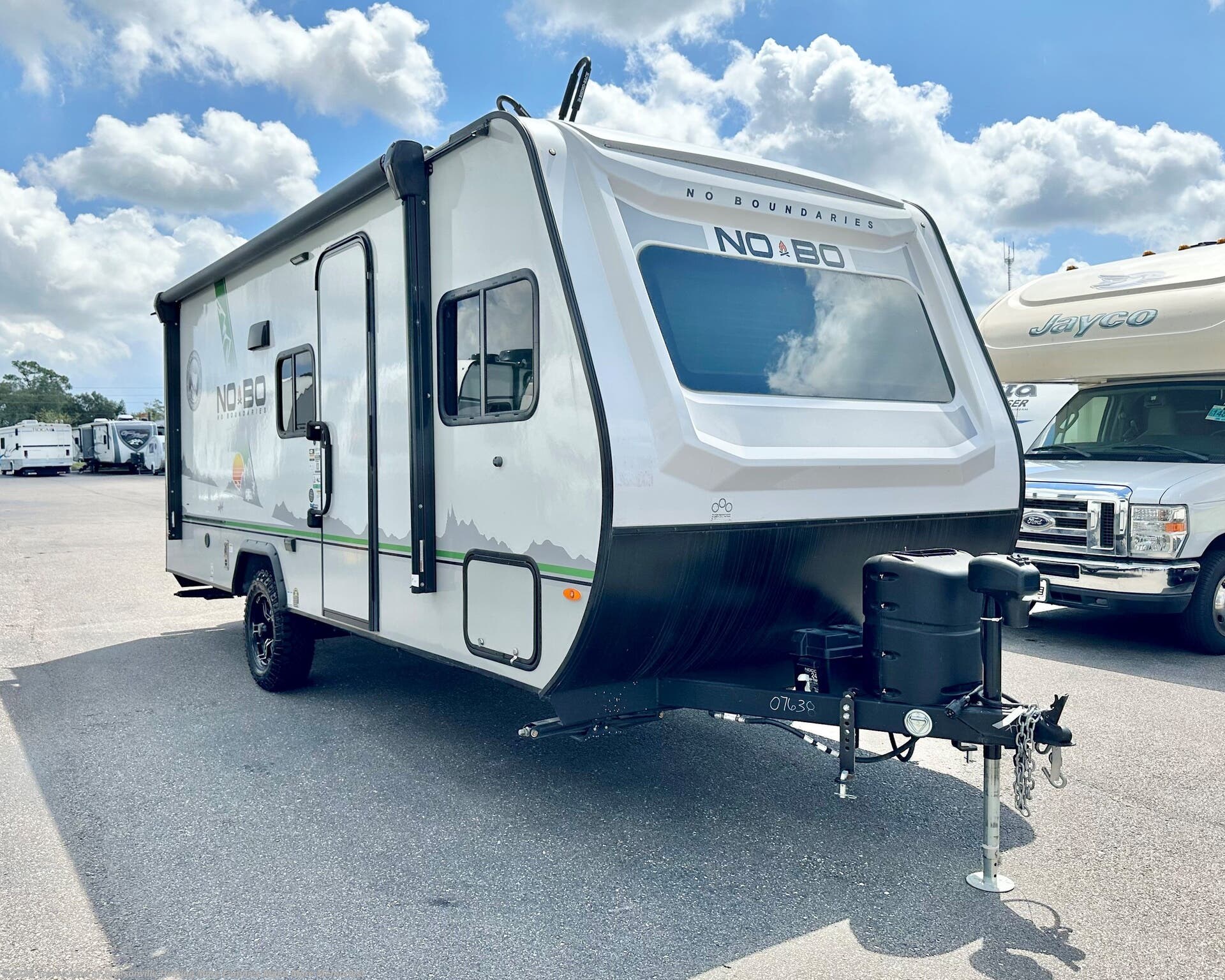 Used 2022  Forest River No Boundaries 19.8 by Forest River from Travelcamp of Jacksonville in Jacksonville, FL