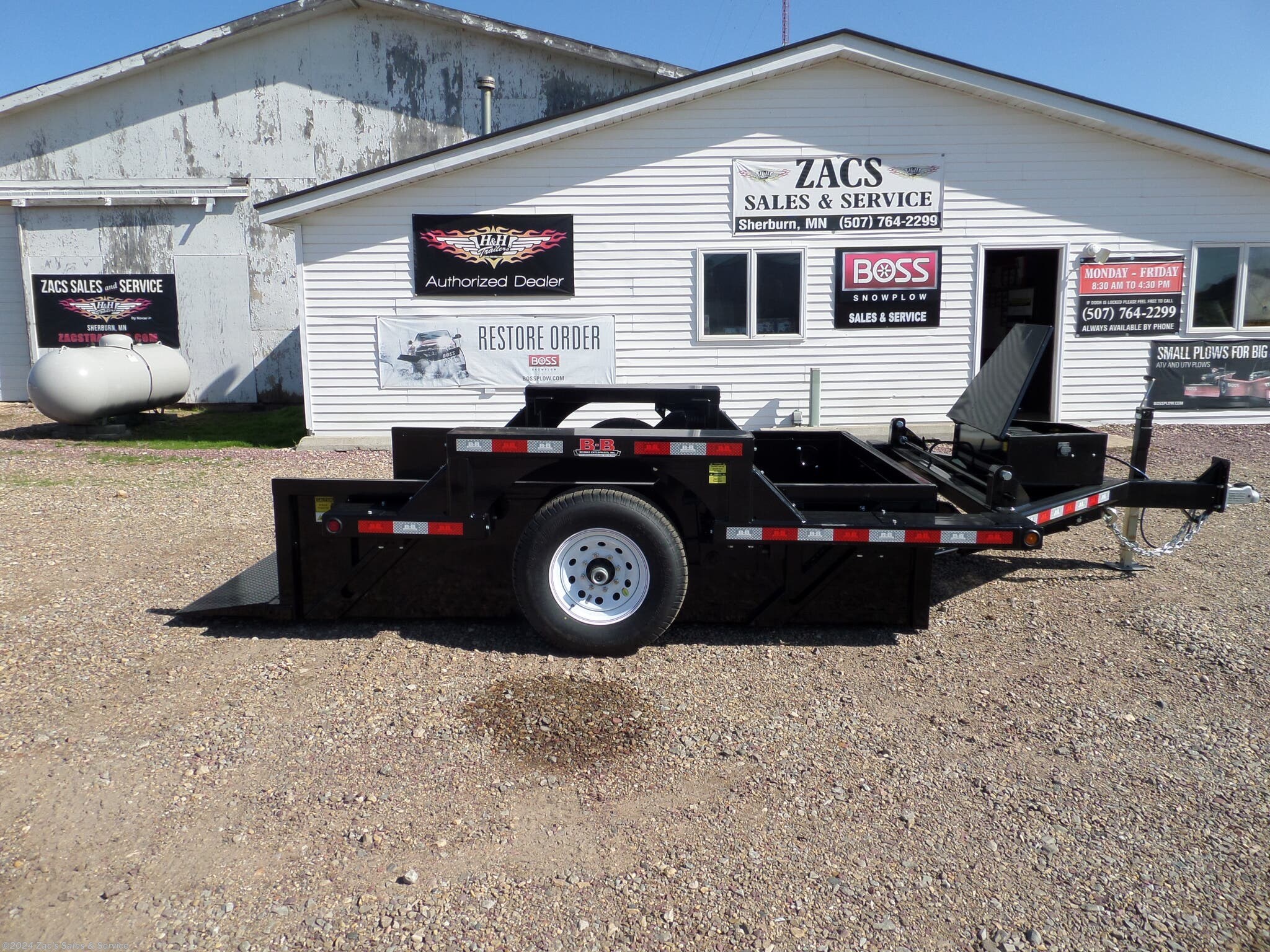 Tilt Deck (Heavy Duty) - 2020 Behnke | TrailersUSA