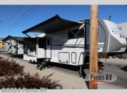 New 2025 Alliance RV Avenue 32RLS available in Murray, Utah