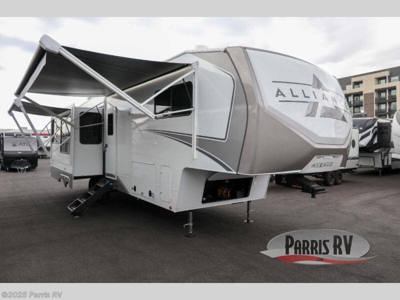 New 2026 Alliance RV Avenue 32RLS available in Murray, Utah