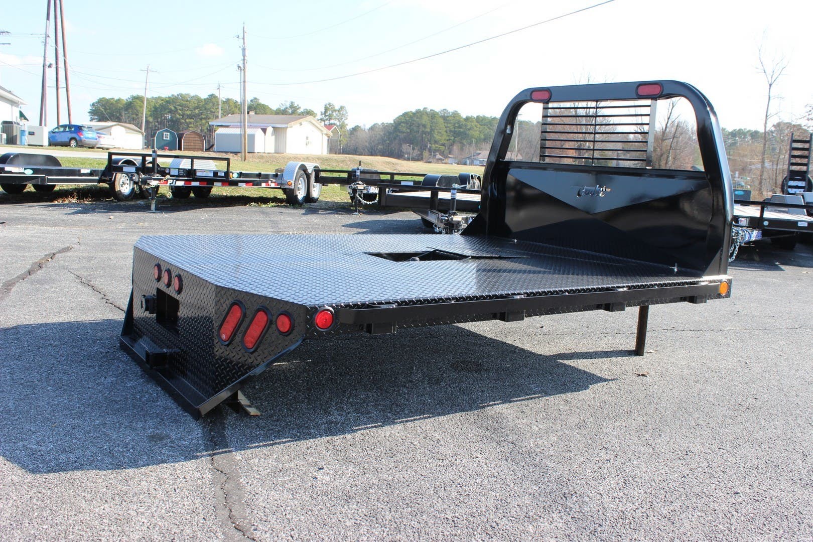 Flatbed 2020 Coachmen Cadet WESTERN8410242 TrailersUSA