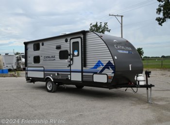 New 2022 Coachmen Catalina Summit 184BHS available in Friendship, Wisconsin