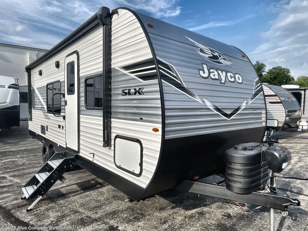 New 2026 Jayco Jay Flight SLX 225MLS available in New Carlisle, Ohio