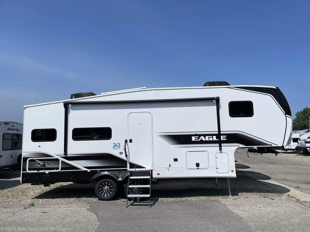 New 2025 Jayco Eagle SLE 24MLE available in New Carlisle, Ohio