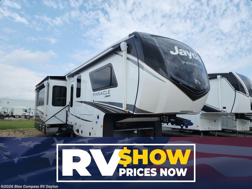 New 2026 Jayco Pinnacle 32RLTS available in New Carlisle, Ohio