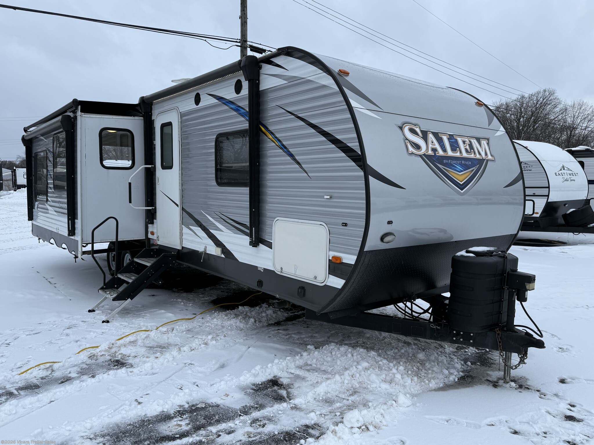 Used 2018 Forest River Salem 27REI available in Taylor, Michigan