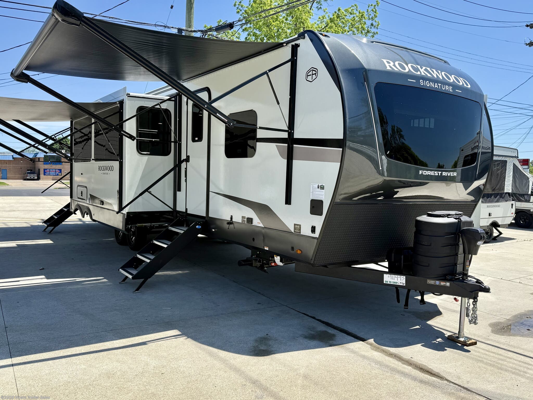 New 2026 Forest River Rockwood Signature 8421DB available in Taylor, Michigan