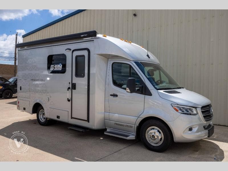 New 2025  Pleasure-Way Plateau XL RB by Pleasure-Way from Vogt Family Fun Center  in Fort Worth, TX