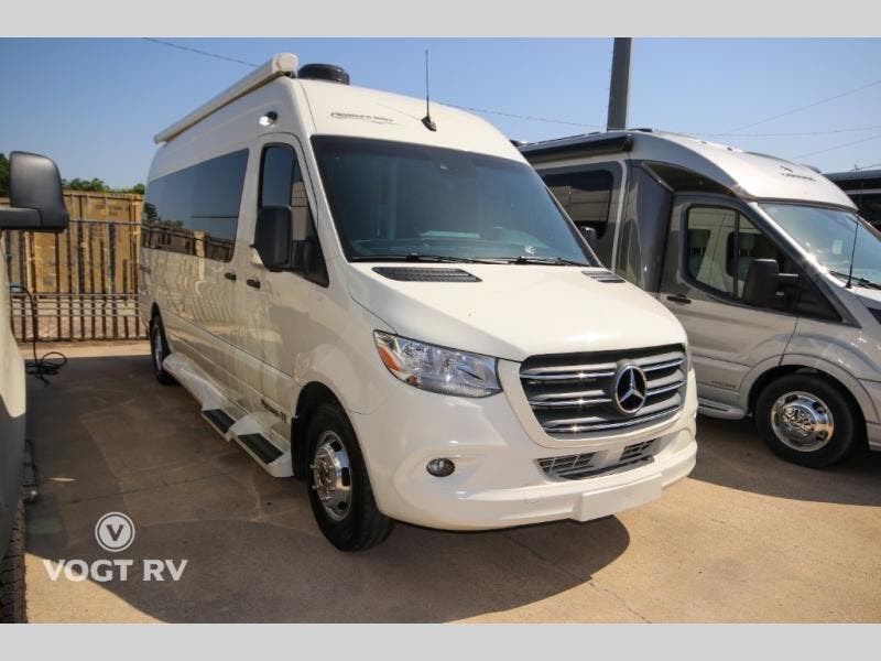 Used 2022  Pleasure-Way Plateau TS by Pleasure-Way from Vogt Family Fun Center  in Fort Worth, TX