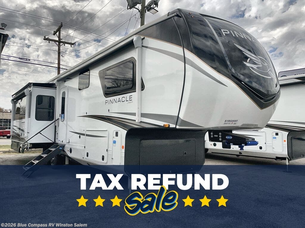 New 2025 Jayco Pinnacle 38KPTS available in Rural Hall, North Carolina