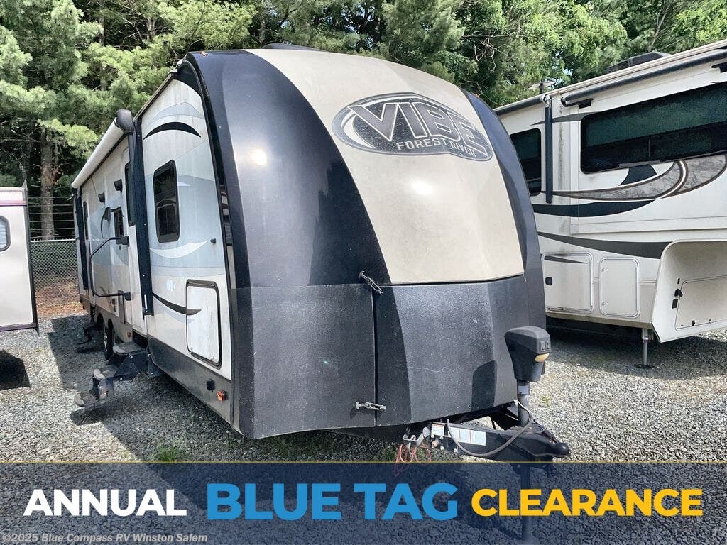 Used 2017 Forest River Vibe 308BHS available in Rural Hall, North Carolina