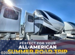 New 2025 Grand Design Solitude 380FL available in Rural Hall, North Carolina