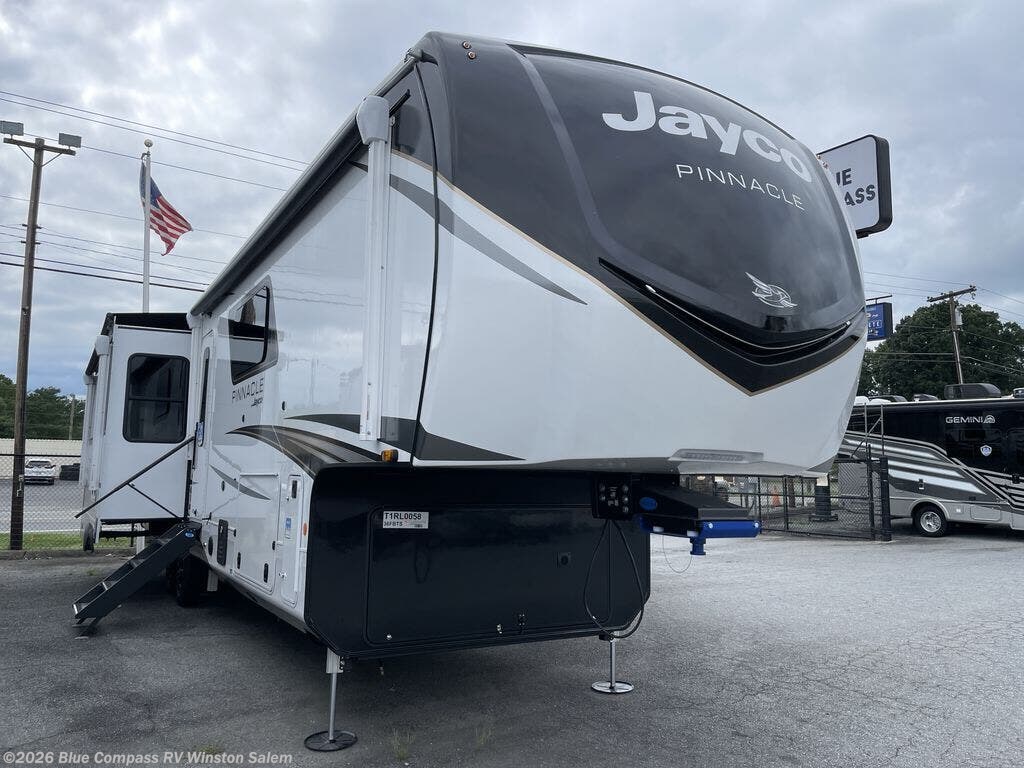 New 2026 Jayco Pinnacle 36FBTS available in Rural Hall, North Carolina