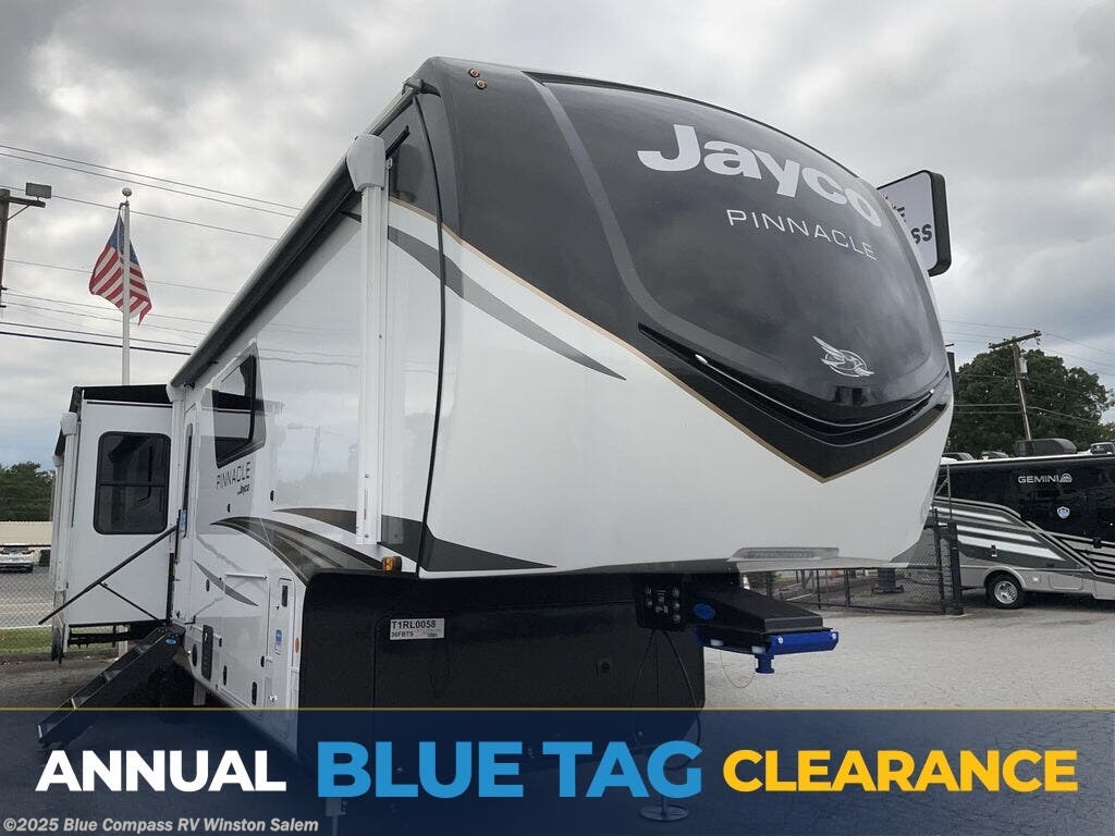 New 2026 Jayco Pinnacle 36FBTS available in Rural Hall, North Carolina