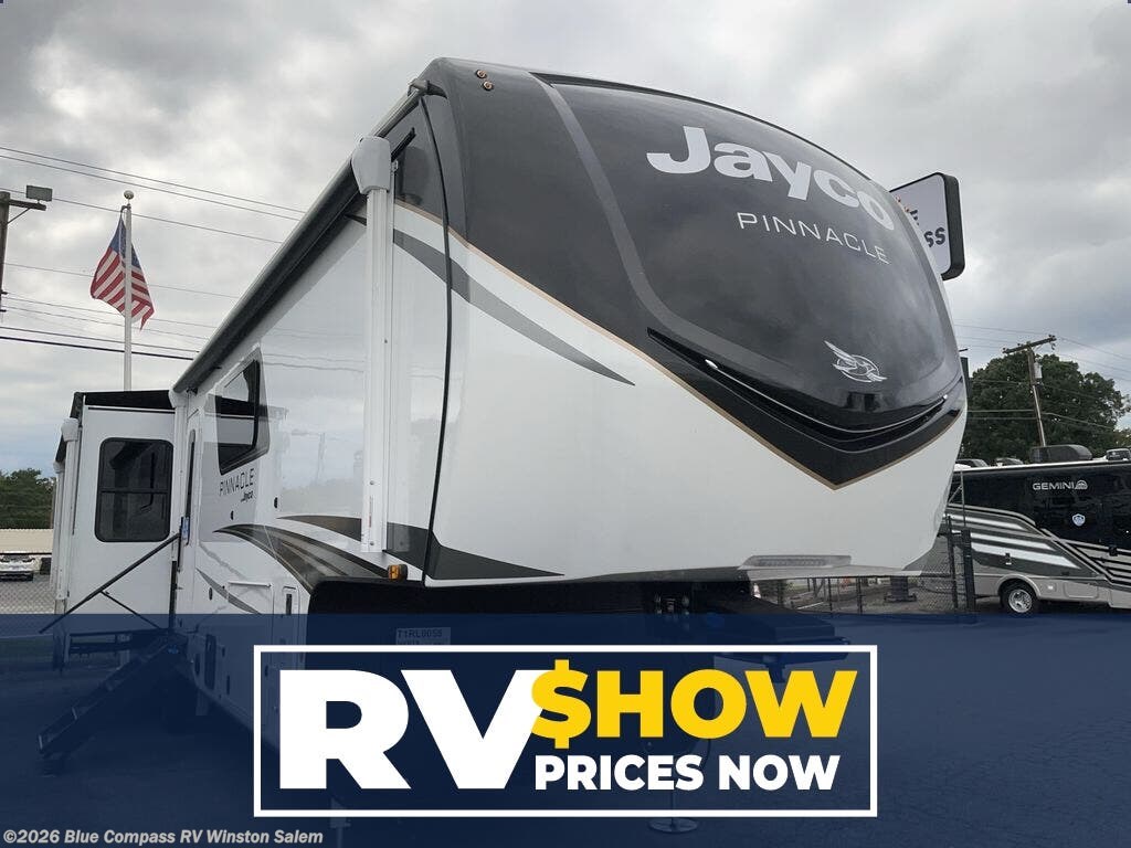 New 2026 Jayco Pinnacle 36FBTS available in Rural Hall, North Carolina