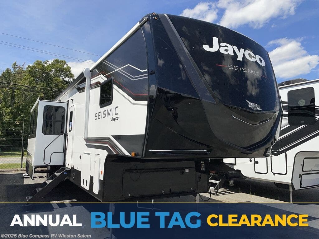 New 2026 Jayco Seismic 395 available in Rural Hall, North Carolina
