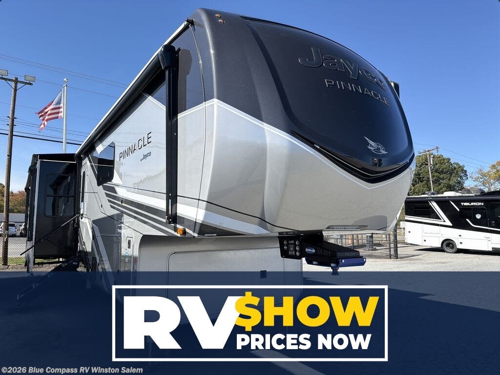 New 2026 Jayco Pinnacle 38FBRK available in Rural Hall, North Carolina