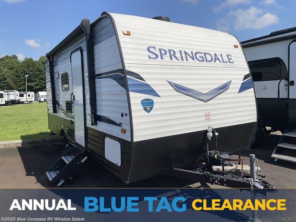 Used 2022 Keystone Springdale Mini 1800bh available in Rural Hall, North Carolina