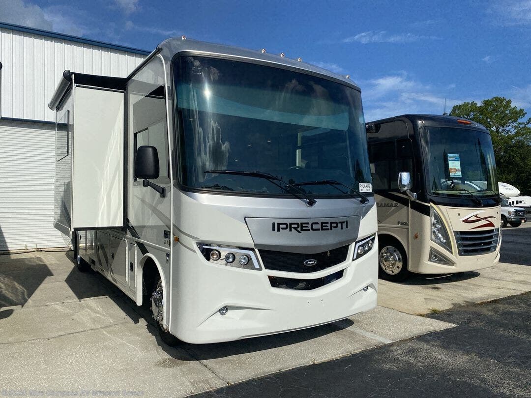New 2026 Jayco Precept 31UL available in Rural Hall, North Carolina