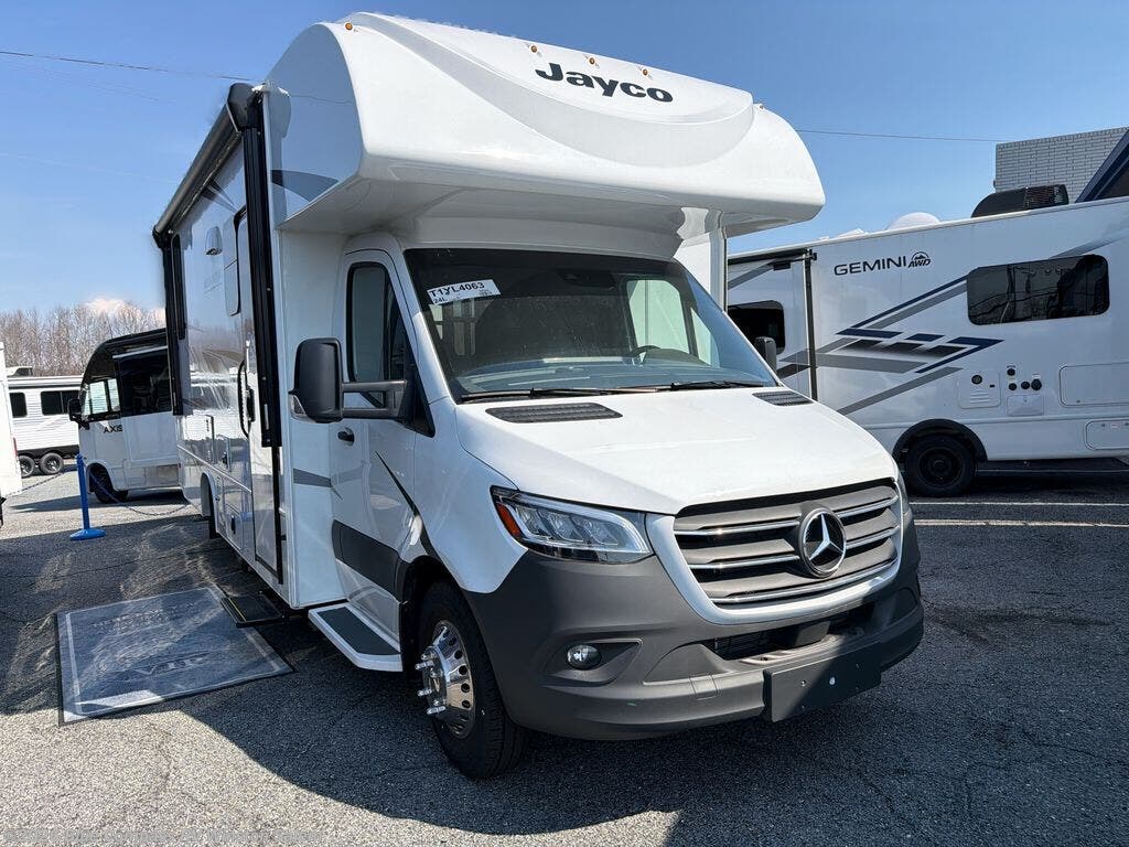 New 2026 Jayco Melbourne 24L available in Rural Hall, North Carolina