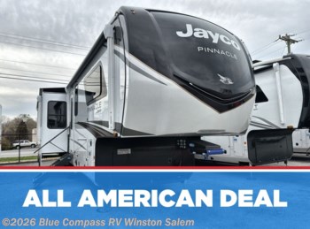 New 2026 Jayco Pinnacle 32RLTS available in Rural Hall, North Carolina