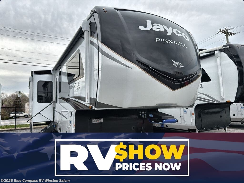 New 2026 Jayco Pinnacle 32RLTS available in Rural Hall, North Carolina