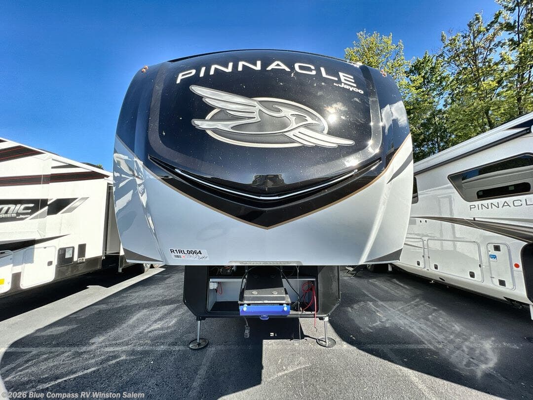 New 2026 Jayco Pinnacle 36FBTS available in Rural Hall, North Carolina