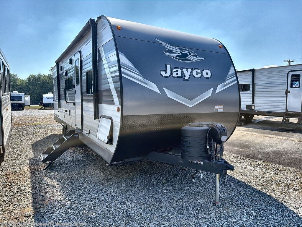 New 2026 Jayco Jay Flight SLX 261BHS available in Rural Hall, North Carolina