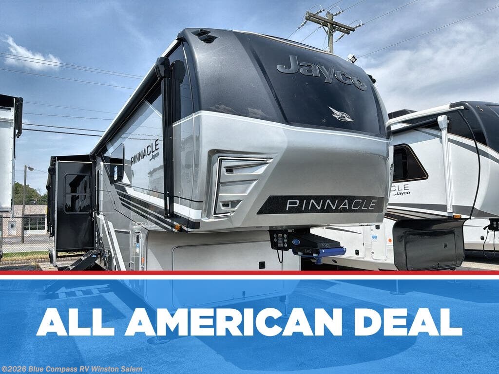 New 2027 Jayco Pinnacle 38FBRK available in Rural Hall, North Carolina