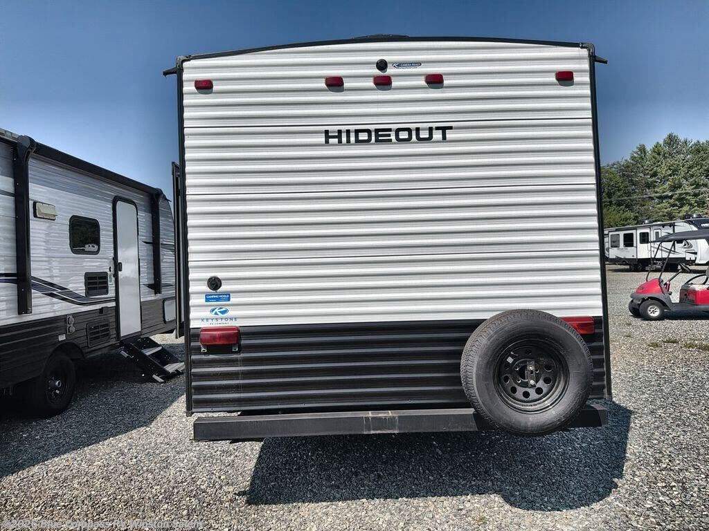 Used 2022 Keystone Hideout Single Axle 176BH available in Rural Hall, North Carolina