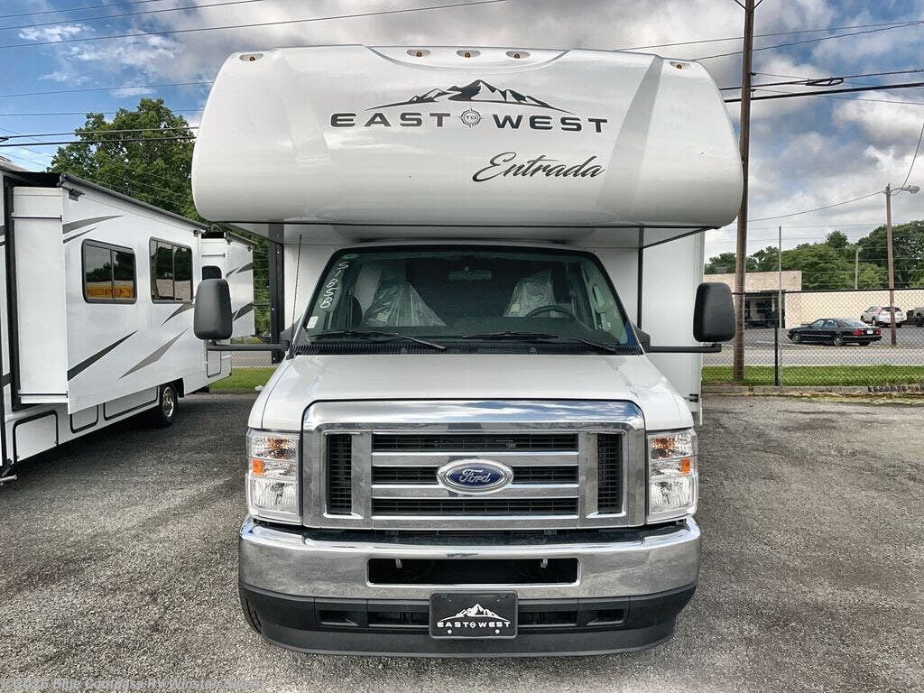 Used 2025 East to West Entrada 3100FB available in Rural Hall, North Carolina