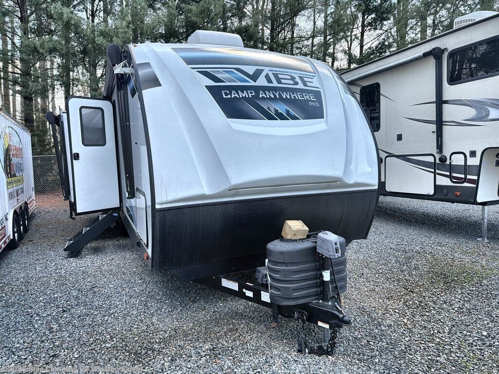 Used 2023 Forest River Vibe 28RL available in Rural Hall, North Carolina