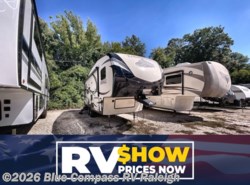 Used 2016 Dutchmen Denali Lite 2445RLX available in Raleigh, North Carolina