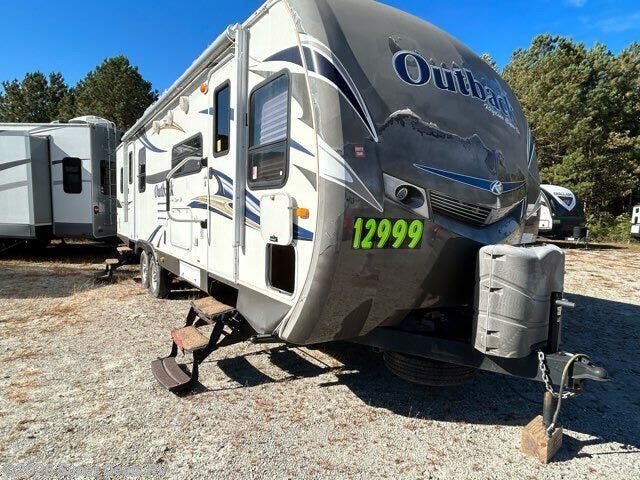 Used 2012  Keystone Outback 260FL by Keystone from Super Deals RV in Temple, GA