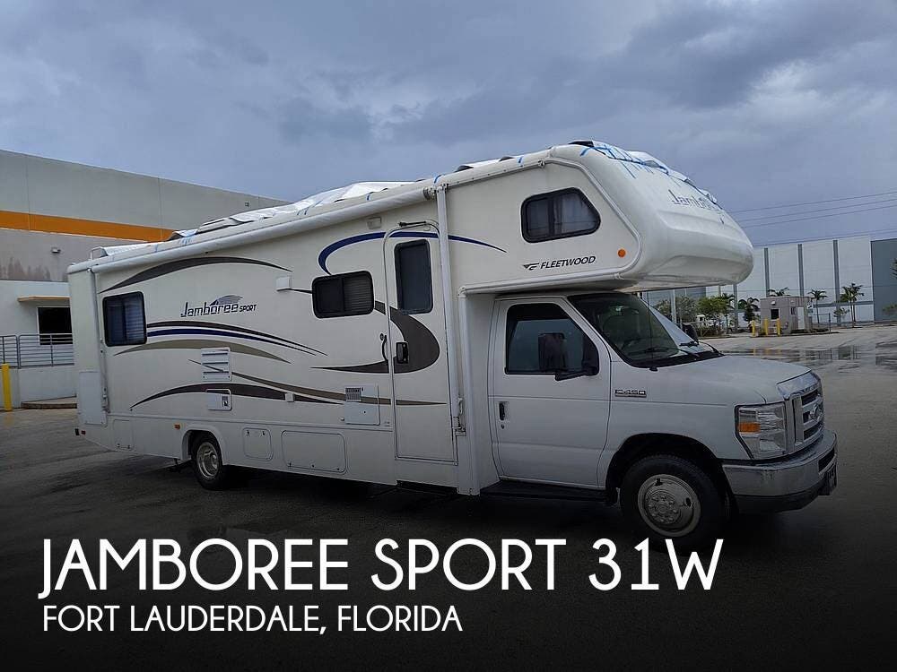 Used 2009 Fleetwood Jamboree Sport 31W available in Fort Lauderdale, Florida